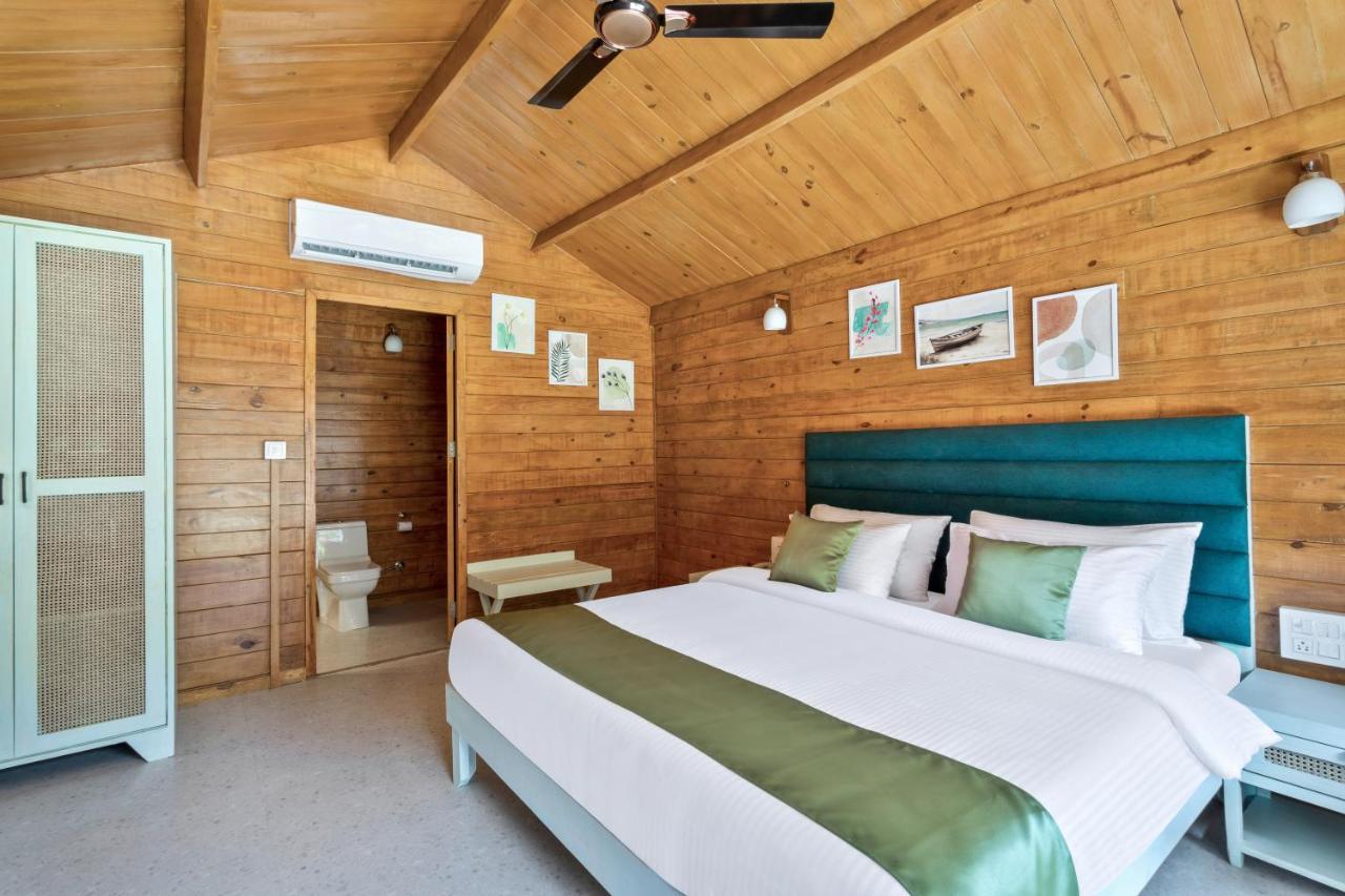 Stone Wood Premier Hotel Dandeli
