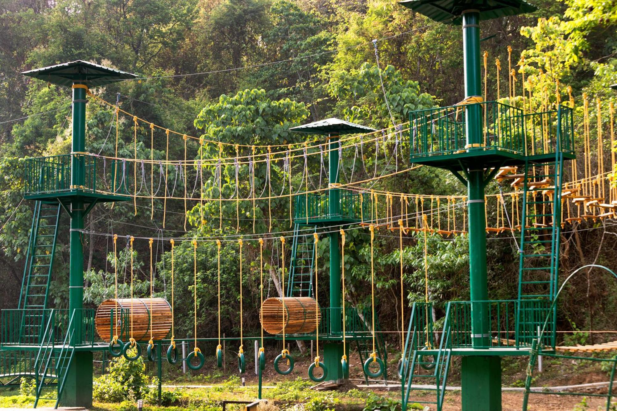 Hotel Stone Wood Premier Dandeli
