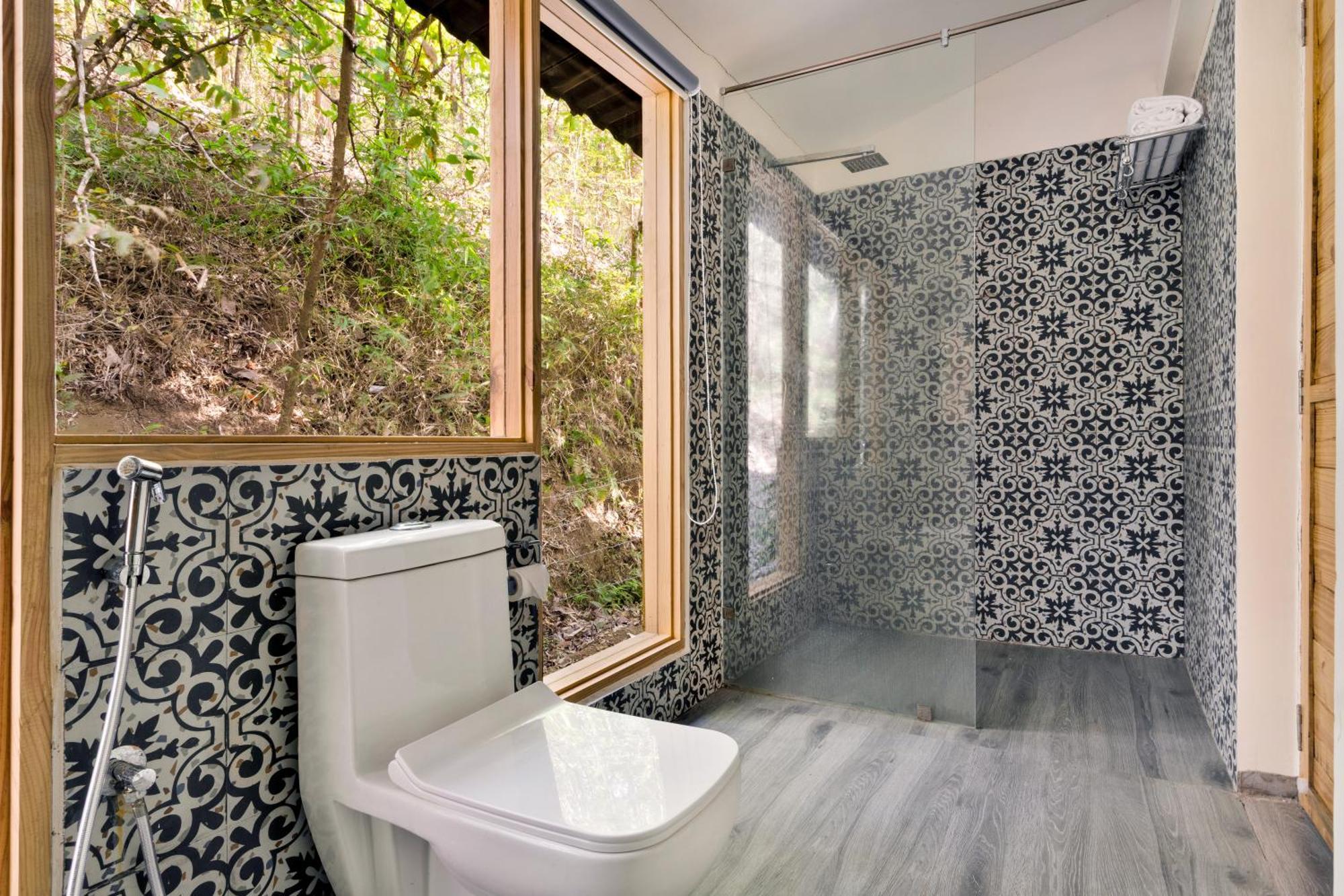 Hotel Stone Wood Premier